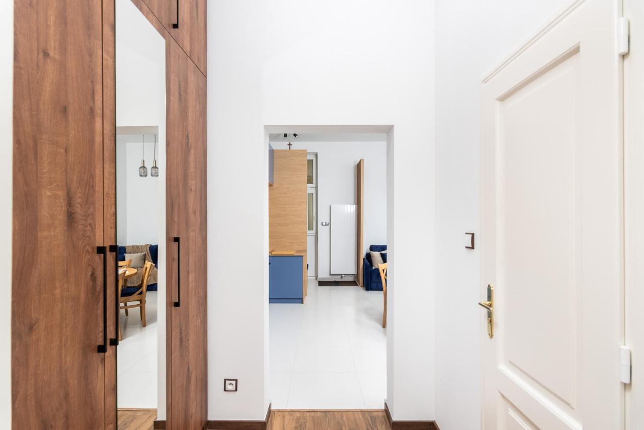 Premium Splendid Old Town Suites - By Upstairs クラクフ エクステリア 写真