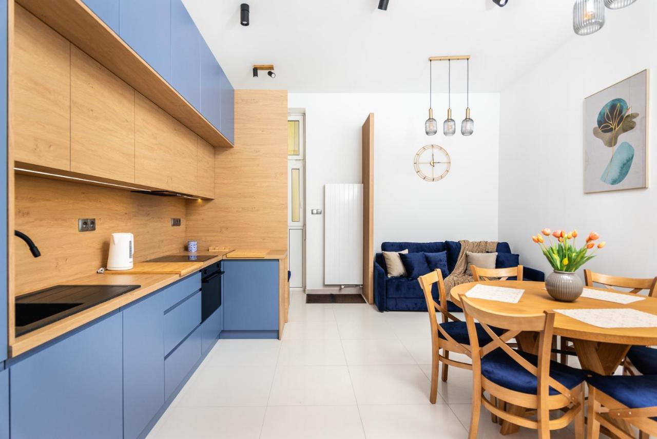 Premium Splendid Old Town Suites - By Upstairs クラクフ エクステリア 写真
