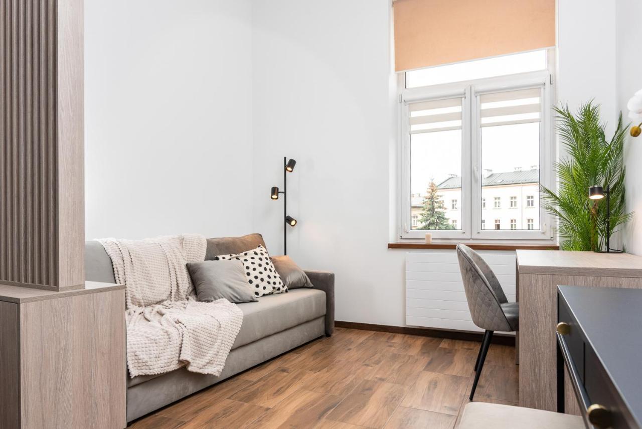 Premium Splendid Old Town Suites - By Upstairs クラクフ エクステリア 写真