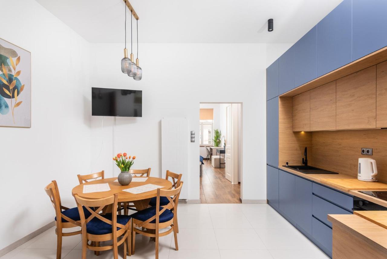 Premium Splendid Old Town Suites - By Upstairs クラクフ エクステリア 写真